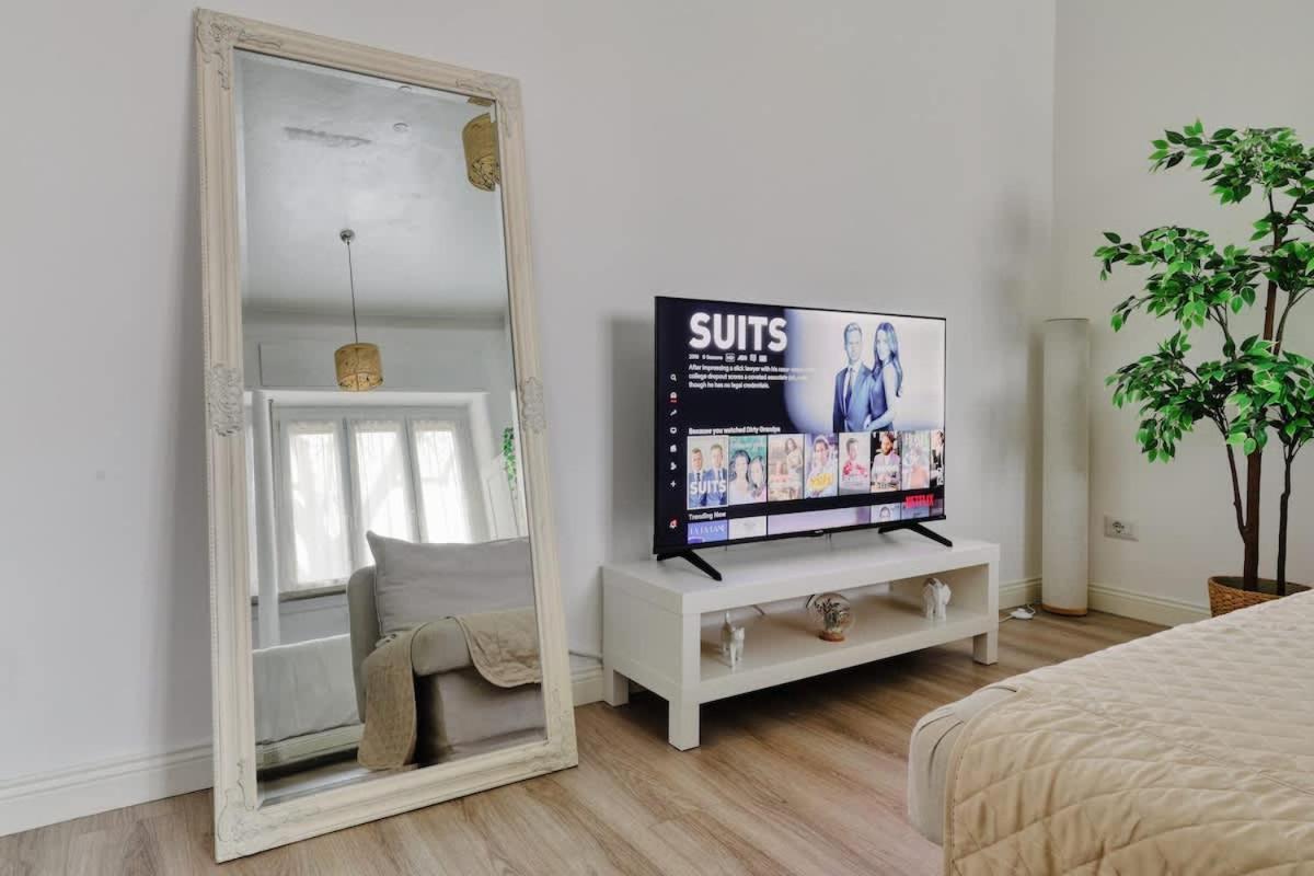 Oasis Suite - Subway 50 Meters Just 5 Minutes From Duomo Milán Exteriér fotografie